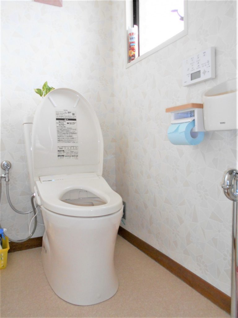 戸建てのトイレ・手洗器の交換リフォーム ジールホーム株式会社